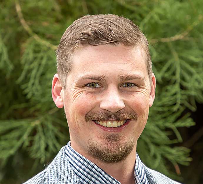 Daniel Howland, Arborist Representative serving the Seattle, WA office of Bartlett Tree Experts