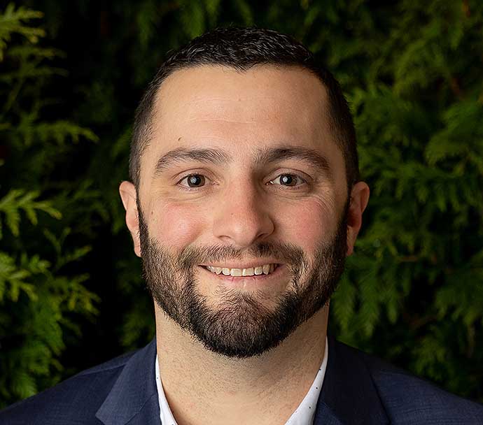 Derek Furry, Arborist Representative serving the Hagerstown, MD office of Bartlett Tree Experts