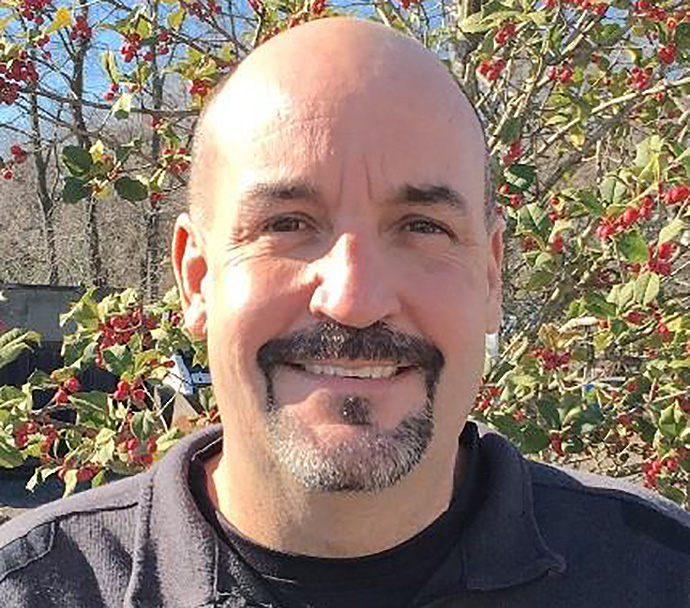 Jay Johns, Arborist Representative serving the Stevensville, MD office of Bartlett Tree Experts