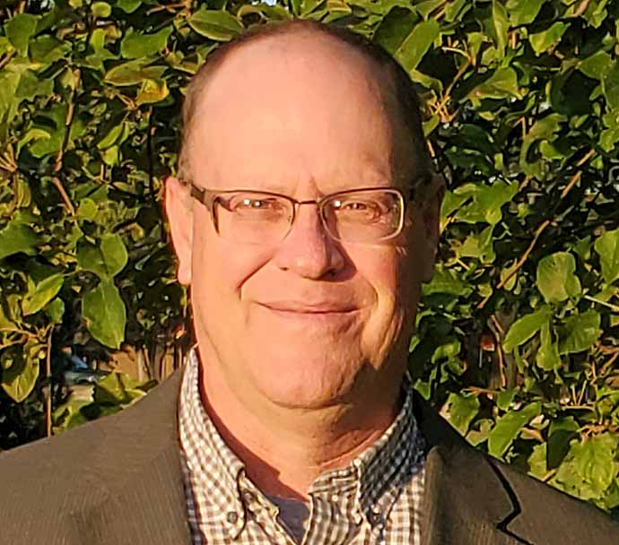 Jeff Hoover, Arborist Representative serving the Northbrook, IL office of Bartlett Tree Experts