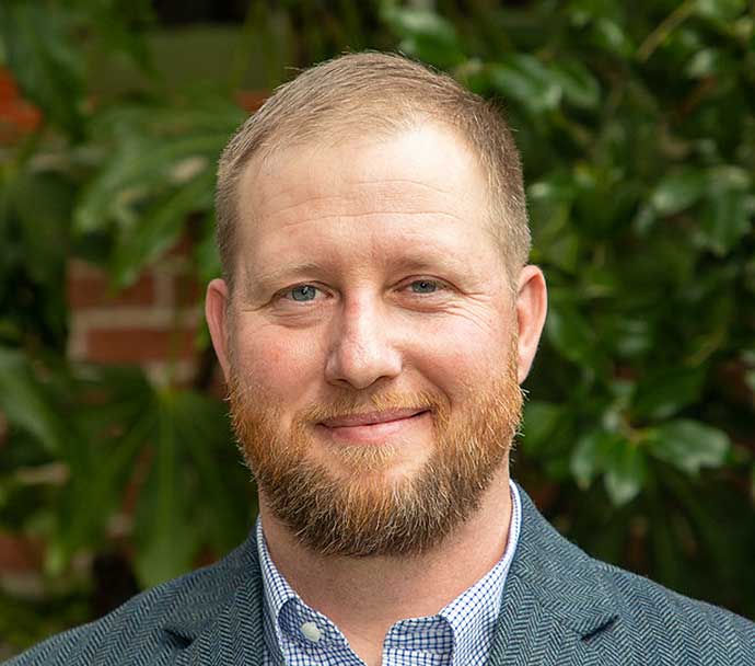 Michael Christianson, Arborist Representative serving the Eugene, OR office of Bartlett Tree Experts