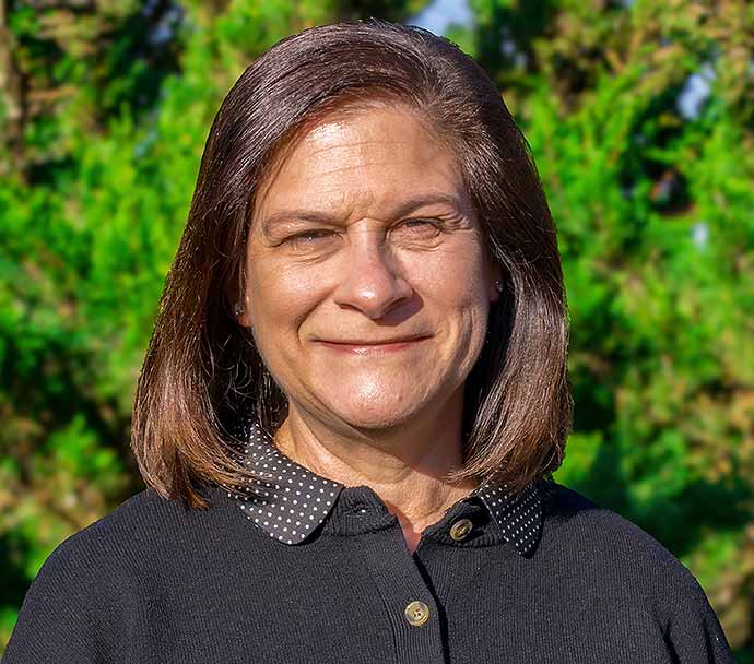 Pamela Nachtigall, Administrative Coordinator serving the Auburn, MA office of Bartlett Tree Experts