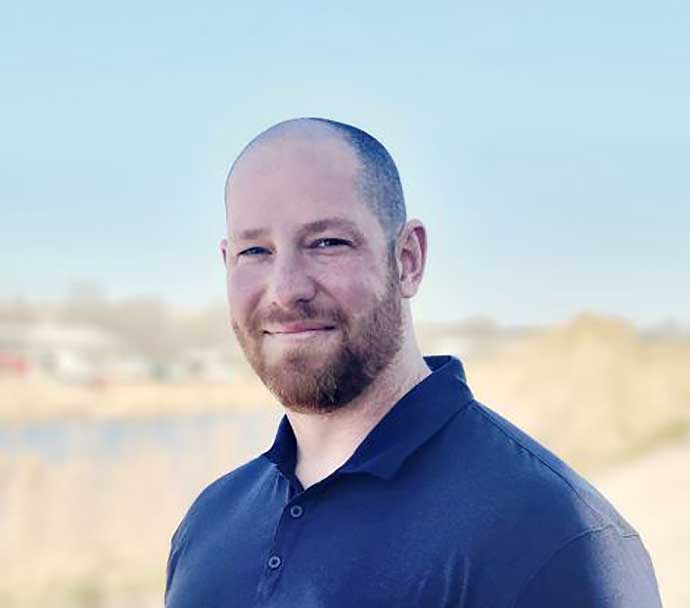Robert Uzandenis, Arborist Representative serving the Bolingbrook, IL office of Bartlett Tree Experts
